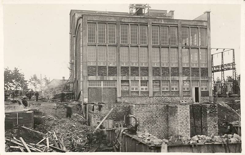 Construction of a pistol power station