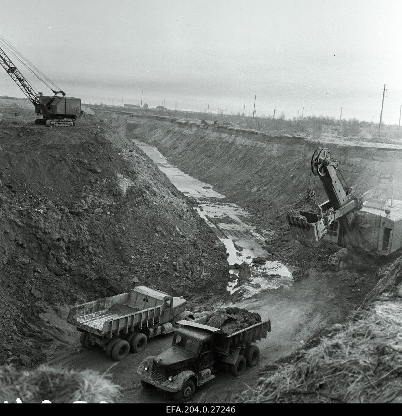 Open mining of fossil storage facilities in Maardu Chemistry Combination.