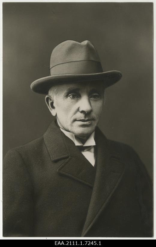 Ernst Hiis (born Ernst Ihse), piano manager and entrepreneur who is considered the founder of the current Estonian Klaver factory