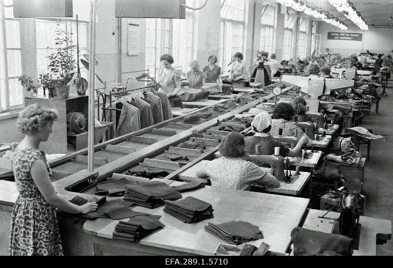Sewing factory Baltic suits sewing tsech.