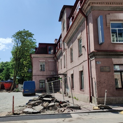 Biljajevi Gymnasium Building - Maakri 28, Tallinn (Last Kubu Gymnasium) rephoto