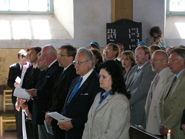 Estonian flag 120. People in the Otepää Church