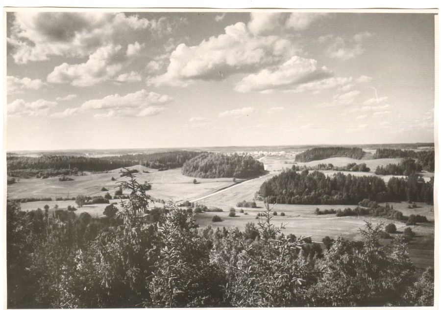 View from Väike-Munamäki towards Otepää