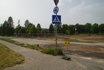 Rakvere, pärgade panek fašismiohvrite ühishauale rephoto