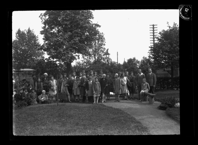 Group photo on Otepää tour, Tartu back