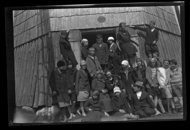 Group photo on Otepää tour, at the Meegaste wind