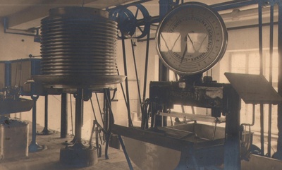 Õisu õppe-katsemeierei vastuvõturuumi sisevaade, 1933.a.  duplicate photo