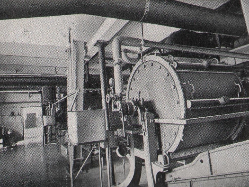 Esimene piimapulbri tootmise masin