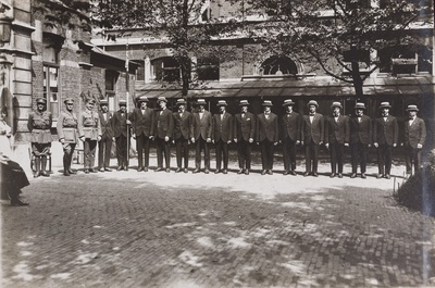 Eesti olümpiadelegatsioon Antwerpeni VII suveolümpial 1920  duplicate photo