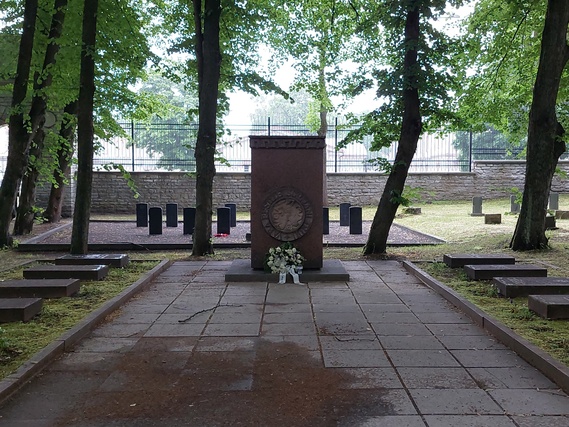 Defence Forces cemetery rephoto