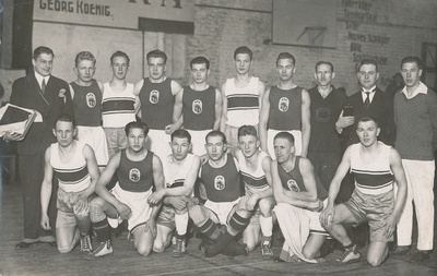 Eesti-Läti 4. maavõistlus korvpallis Riias 1927  duplicate photo