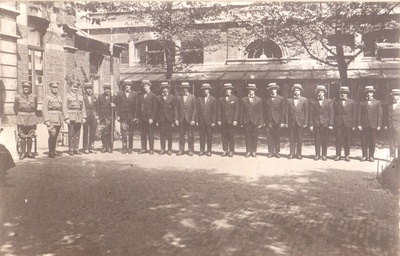 Eesti olümpiadelegatsioon Antwerpeni VII suveolümpial 1920  duplicate photo