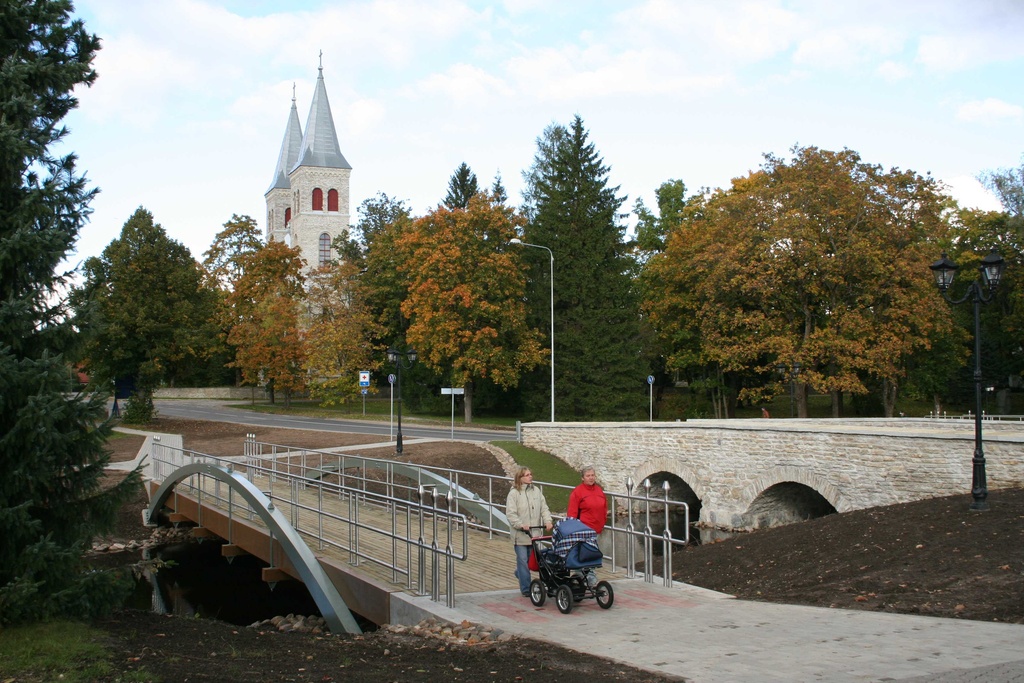 foto näide liiklusohutuse paranemisest teeehituse kaudu