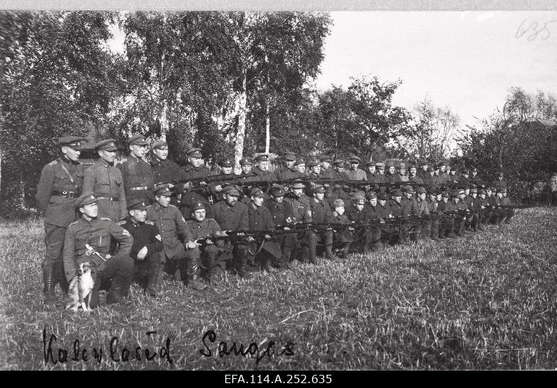 War of Liberty. The 2.road of the Kalev Maleva Battalion in the reserve of the 3rd Division in Sangaste. On the left is the young officer of the cafeteria, Deputy Officer Theofil Dreverk (Jaan Karm).