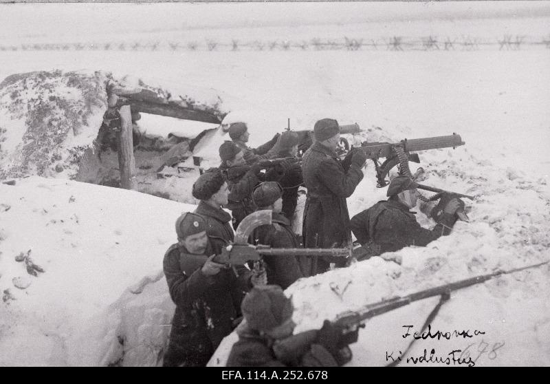 War of Liberty. Kalevi Maleva Polgu bullet screwers in the mine in the insured district of Irboska.