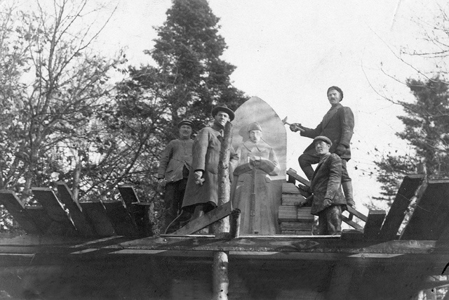 Construction of the memory pillar of the War of Independence