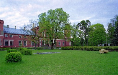 Porkuni Manor Building rephoto