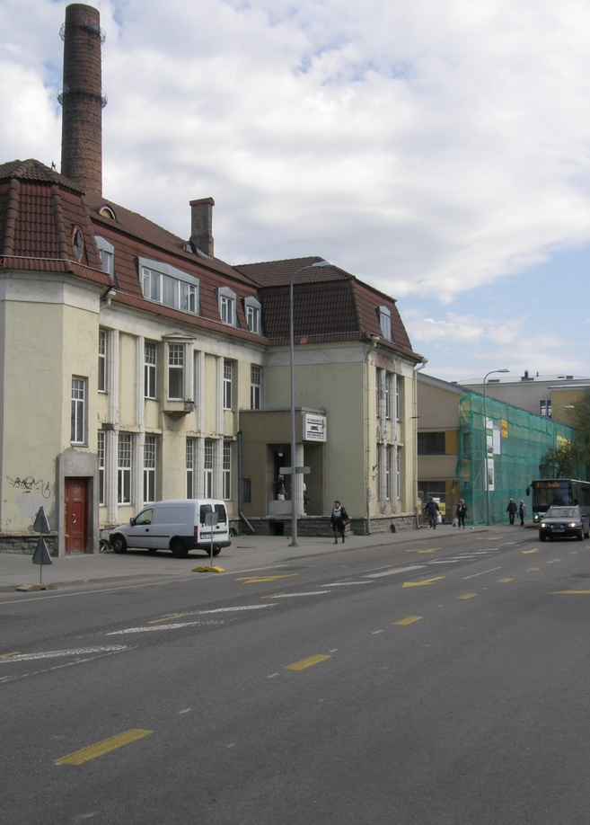 Elektrijaama hoone rephoto