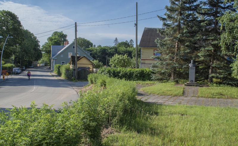 Rakvere, Venemaa ristiusustamise mälestusmärk rephoto