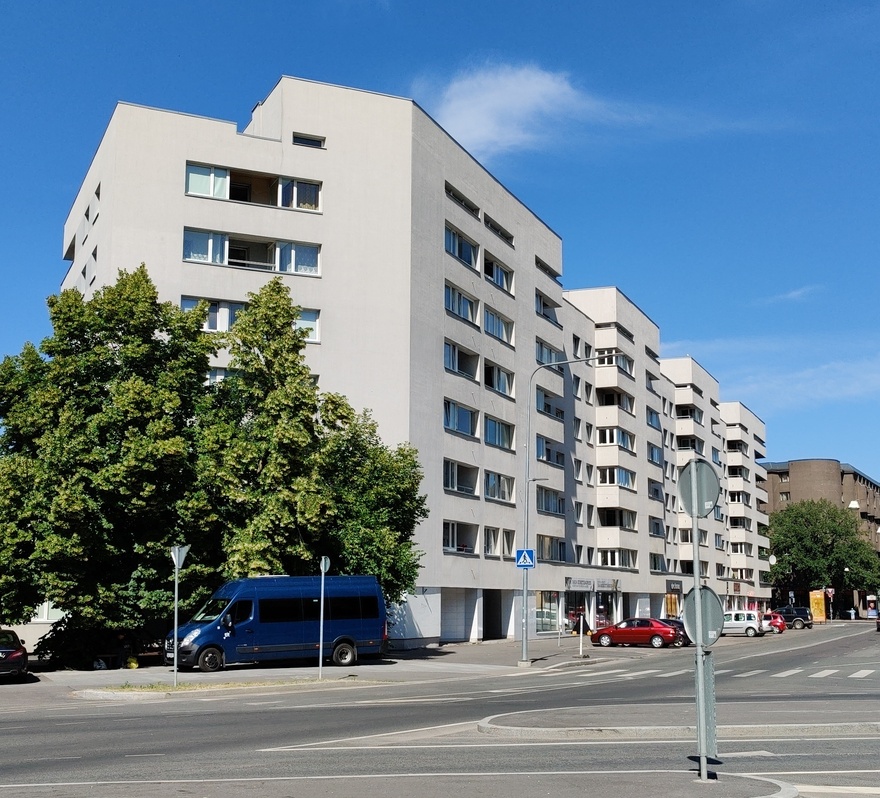 Elu- ja ärihoone Tallinnas, vaade. Arhitektid Arvo Niineväli, Vello Ermann rephoto