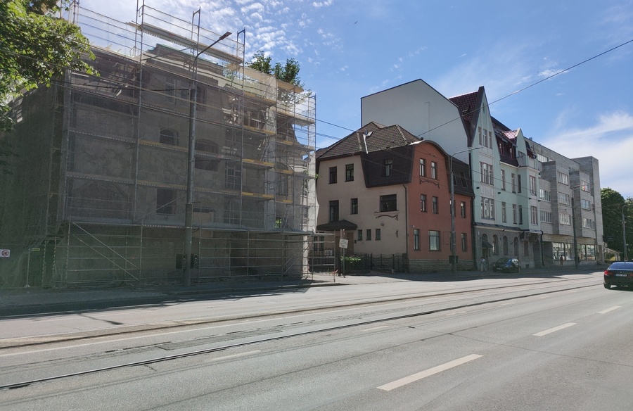 Narva maantee (Narva mnt) tänavavaade: kaadris majad nr 38, 40, 42, 48 rephoto