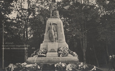 The monument of the War Weathers fell in the War of Watson in Wiljandi  duplicate photo