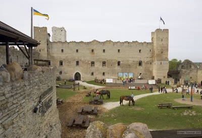 Rakvere lossi varemed. rephoto