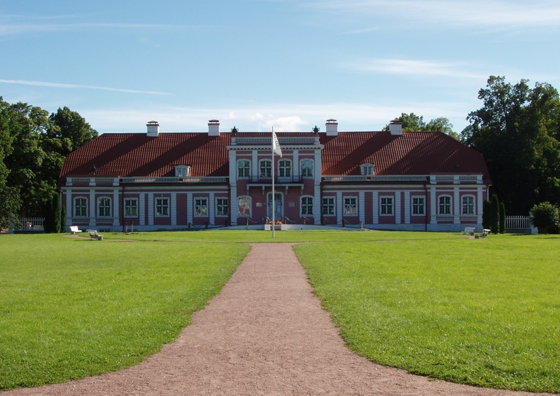 View of the main building of Sagad Manor. rephoto