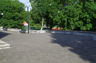 Skulptuurinäitus Rakvere linnaruumis rephoto