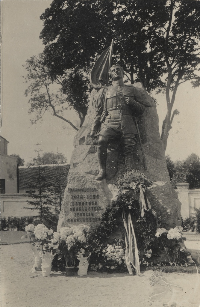 [the monument of the War of Independence of the Kurisare]