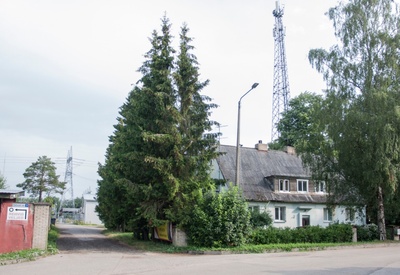 foto, Viljandimaa, Mustivere küla, Tomuski tee 7, elektrialajaam, elamu, 1959, foto L. Vellema rephoto