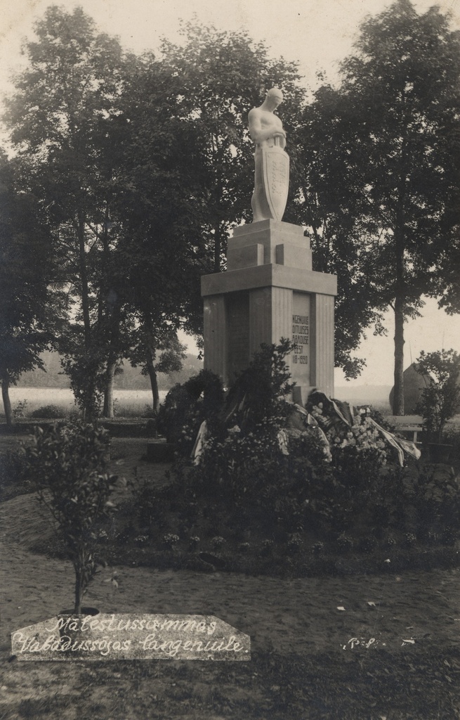 [põltsamaa] monument for those who fell in the War of Independence