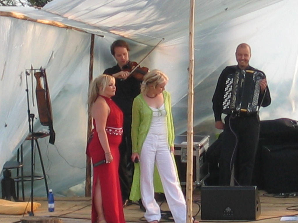 Leigo Tourism, Lake Music