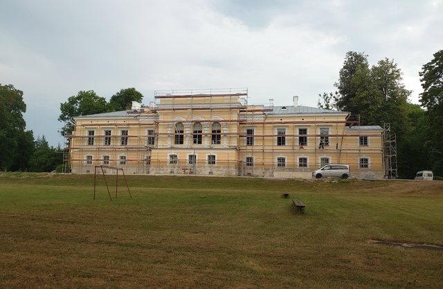 Other school house, former manor rephoto
