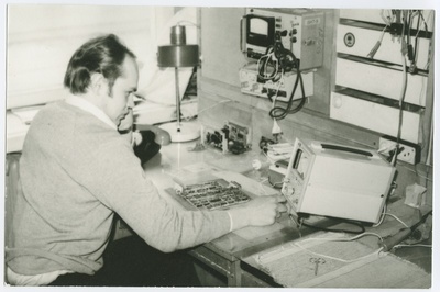 TPI elektronarvutite kateedri õppemeister Sven Liivar, 1983.a.  similar photo