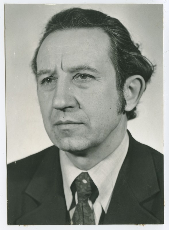 Vladimir Koslov, TPI poliitökonoomia kateedri dotsent, majandusteaduste doktor, portree 1976.a.