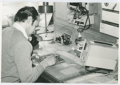 TPI elektronarvutite kateedri õppemeister Sven Liivar, 1983.a.  similar photo