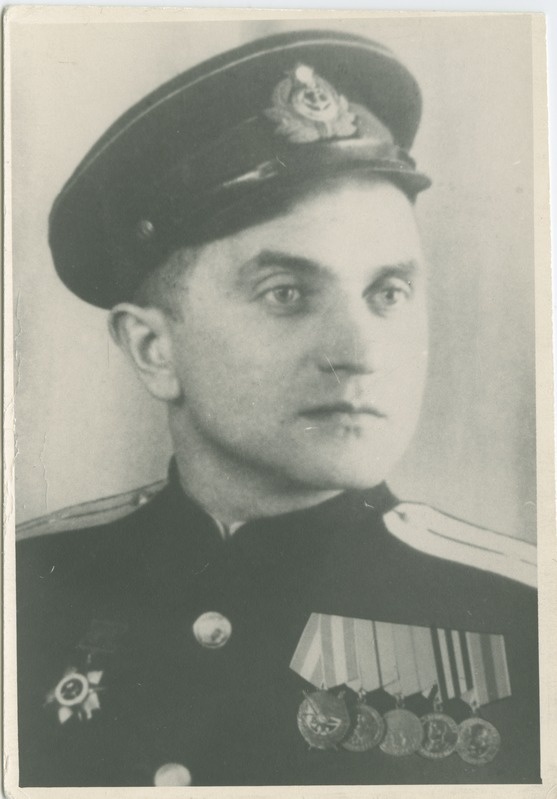 Ülo Taigro Suure Isamaasõja päevil, portree, 1944.-1945.a.