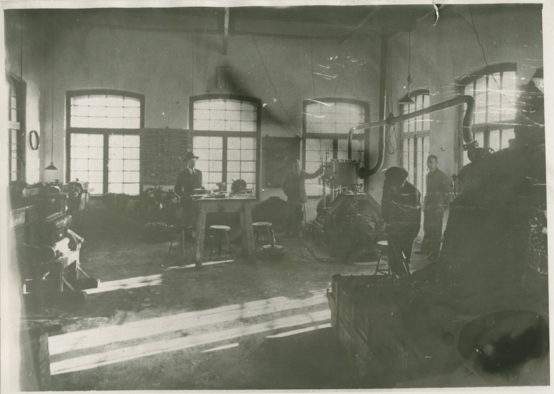 Tallinna Tehnikumi soojusjõu laboratoorium, aurumasina seadis, Mere pst. 1928.a.