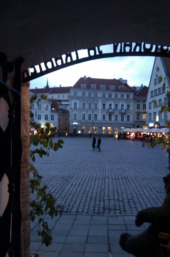 Raekoja plats. rephoto