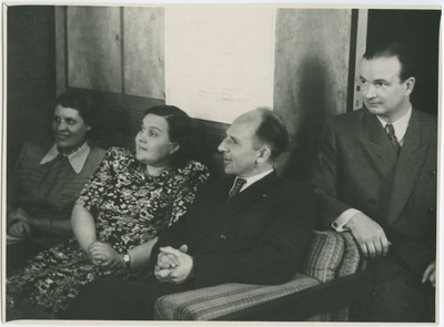 TPI matemaatika kateedri õppejõud Heino Lepikson (paremal), H. Roos (vasakul), Garšnek (keskel), 1950.-ndad a.  similar photo