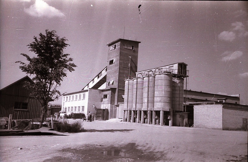 Valga KEK-i betoonitööstus Tõrvas.