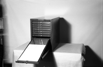 Pikkandi registraator, kastid  similar photo
