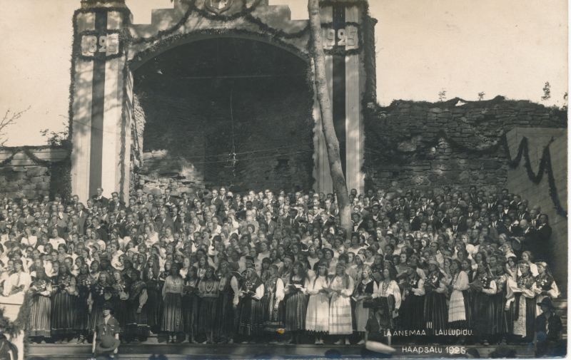 Photo. Black and white. Iii Läänemaa Song Festival Haapsalu in 1925.