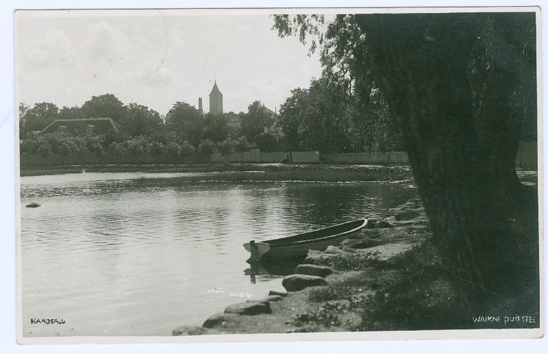 Photo postcard. Quiet Kallas, on the front side of the shore with a boat. U. 1929. Photo: J. Grünthal. 8.5*13.6