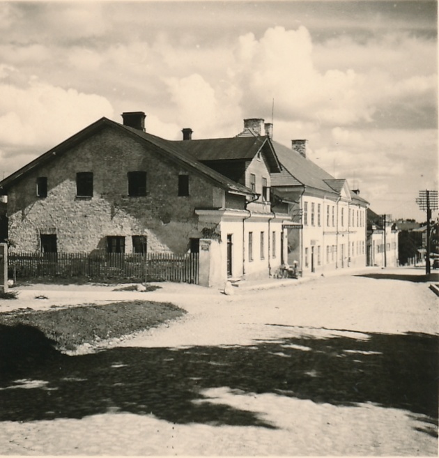 Rakvere, Tallinn t 1 and 3