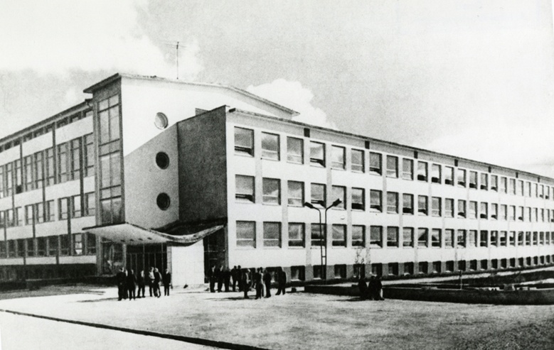 46th Tallinn Secondary School, view of the building. Architects Udo Ivask, Herbert Rüütel