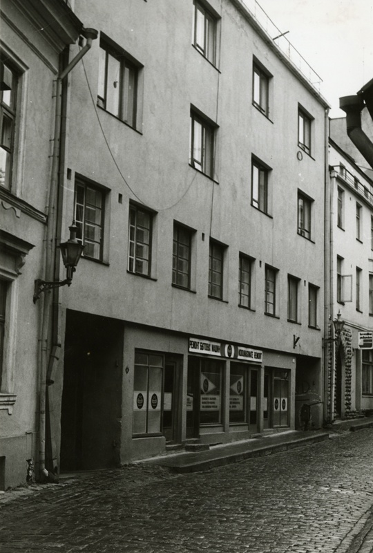 Apartment building in the Old Town of Tallinn, view of the building. Architects Herbert Johanson and Eugen Habermann (?)