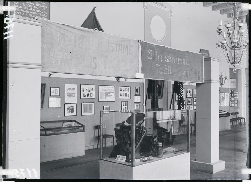 Ajaloomuuseumi näitus"Eesti töörahva võitlus kodanluse vastu 1920-40" (1947)