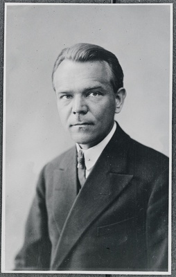 Loodusteadlane Aleksander Udova (1892-1932)  duplicate photo